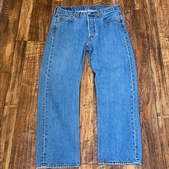 Levi’s 501 blue denim jeans 33 waist - Picture 1 of 16